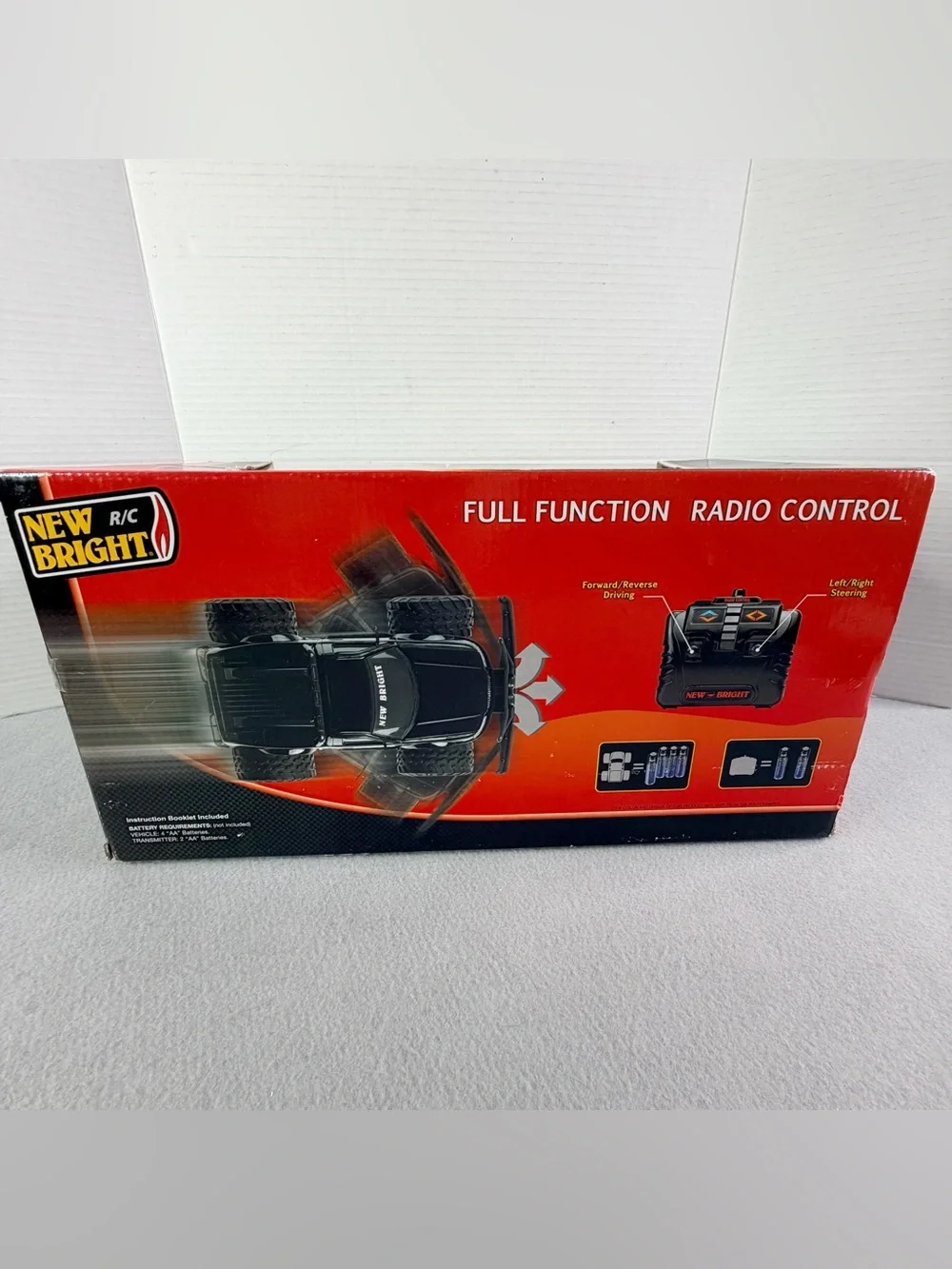 Bright RC Yellow Hummer H3 2009 NOS R-C Vehicle R10 NEW SEALED Radio Control